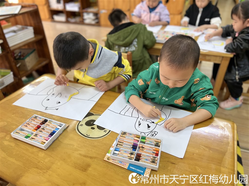 画画2.JPG
