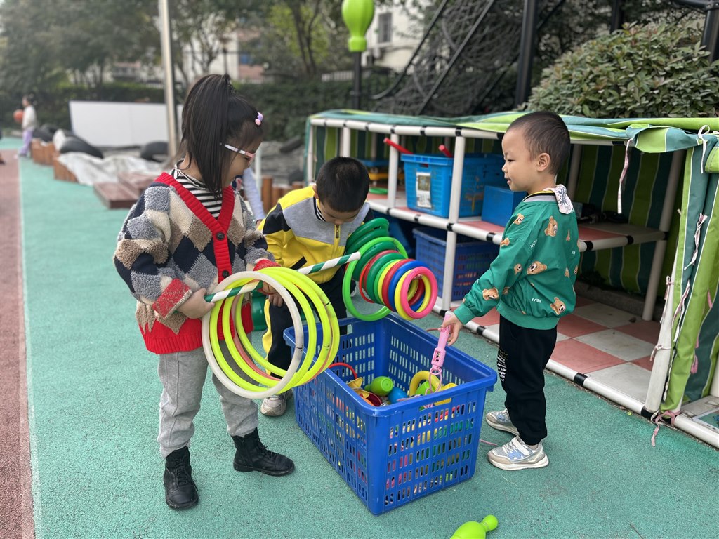 玩1.JPG