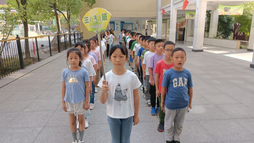 学生入队练习.jpg