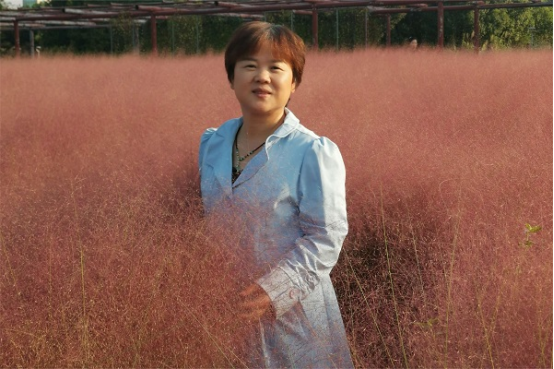 王芳.png