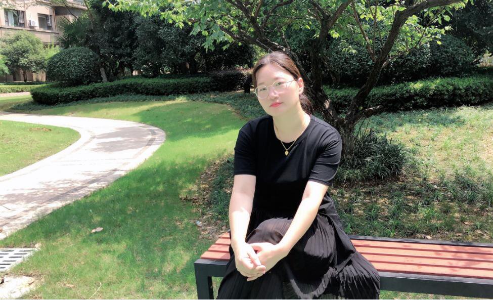 巢萍.jpg