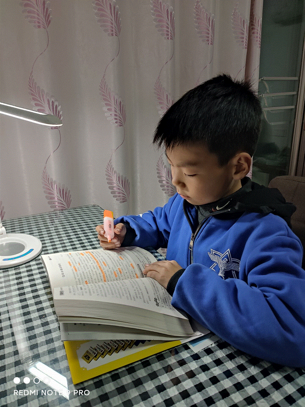 a9eea3ab0c00460e81834e40354c3835.gif