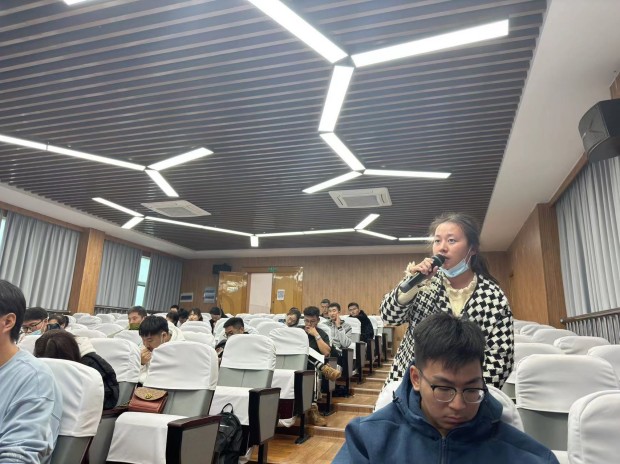 评课1_副本.jpg