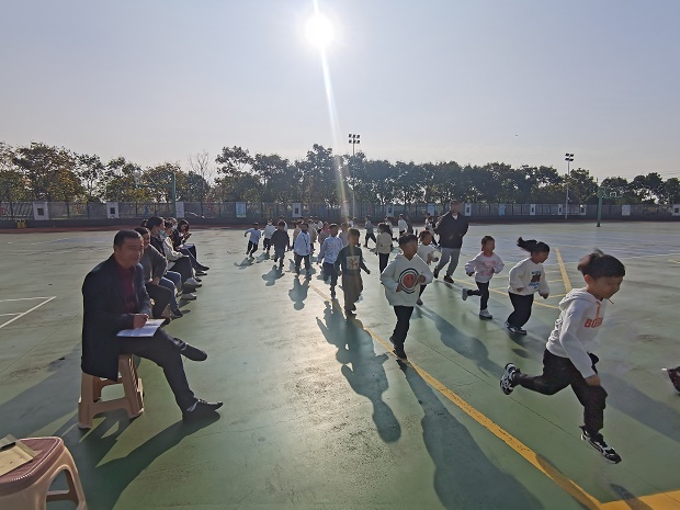 胡2.JPG