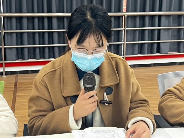 汤发言.jpg
