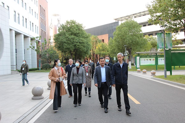 IMG_9582.JPG IMG_9582.JPG