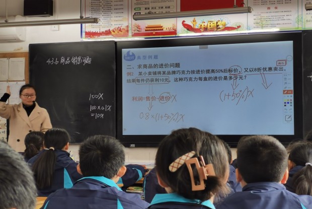 BOJP]Y7X7ZT9PC{$PP0439G_副本.jpg
