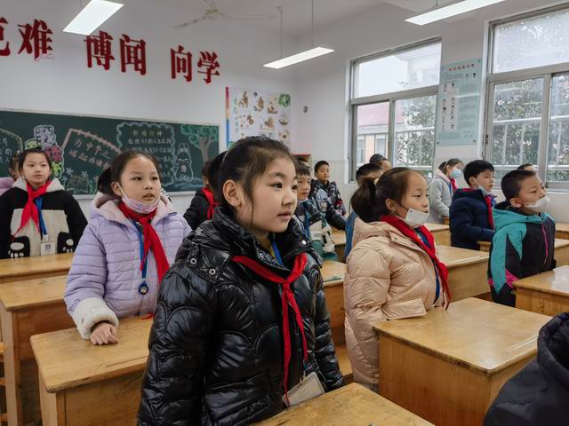 调整大小 唱法治歌.jpg