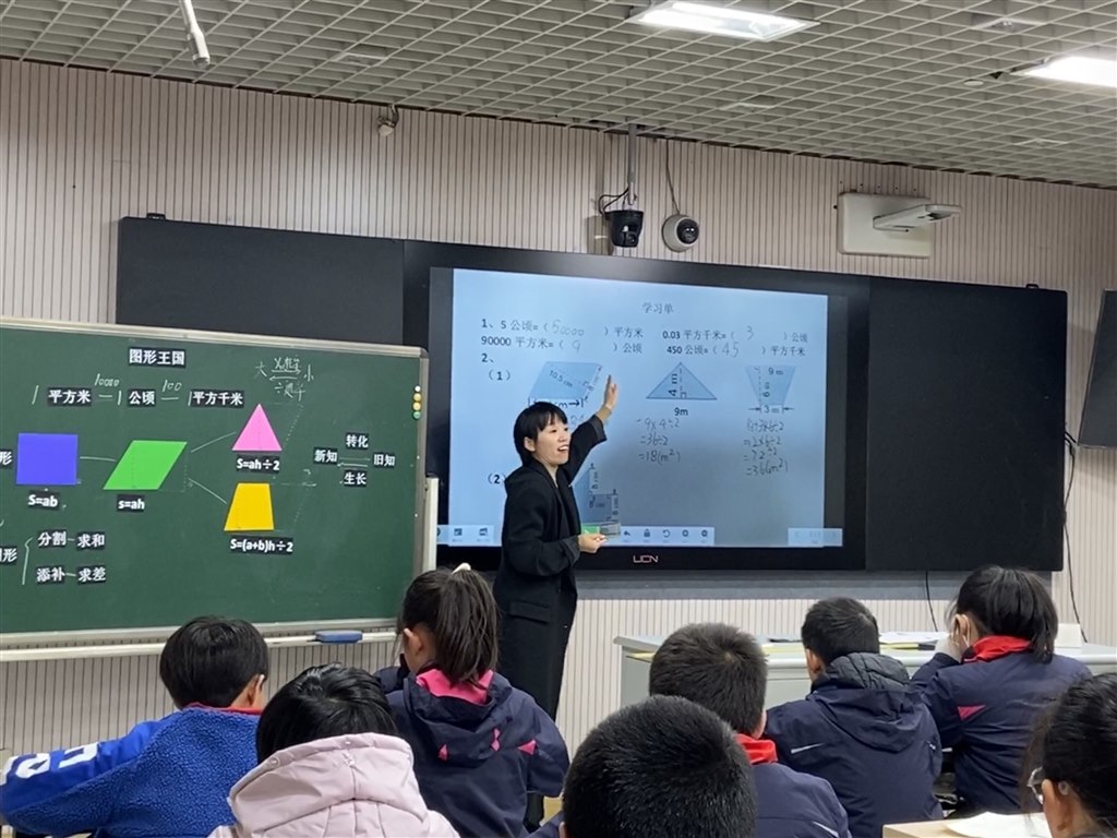 上课1.jpg