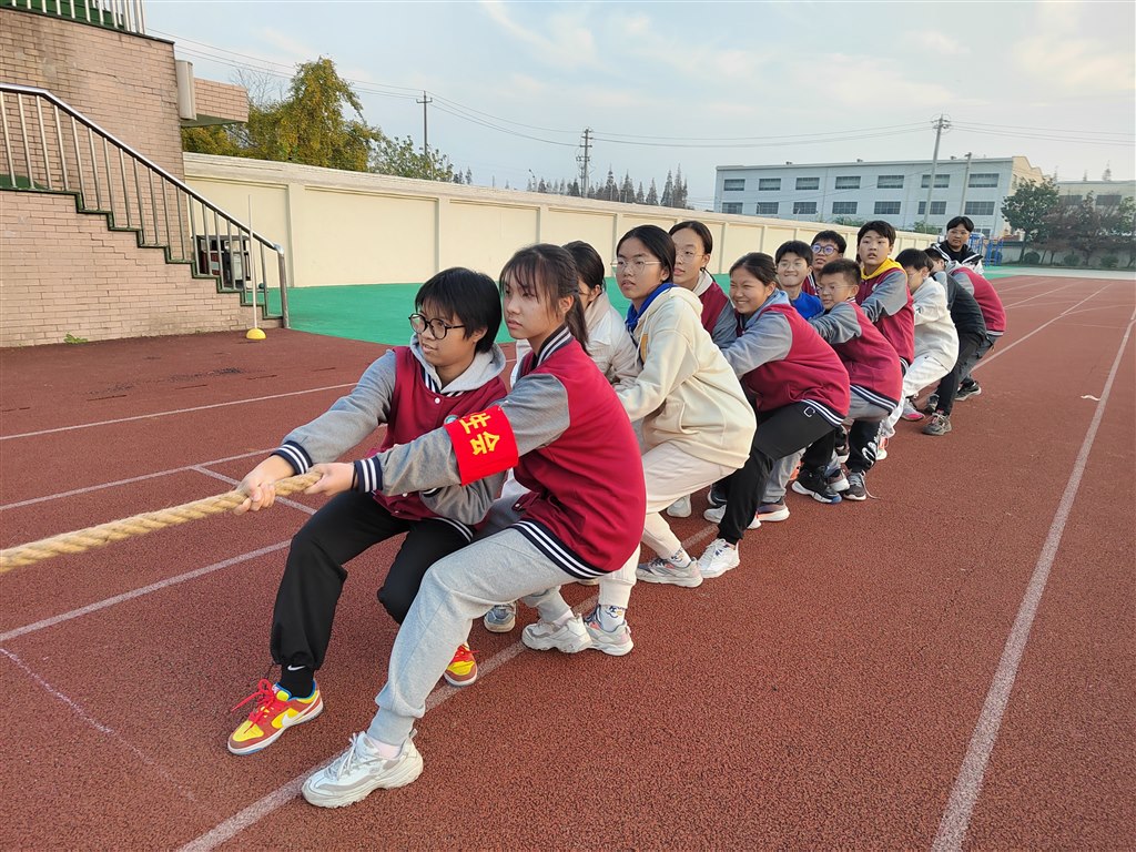 拔河3.jpg