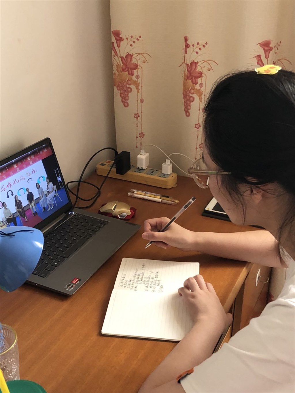 汪雅婷.jpeg