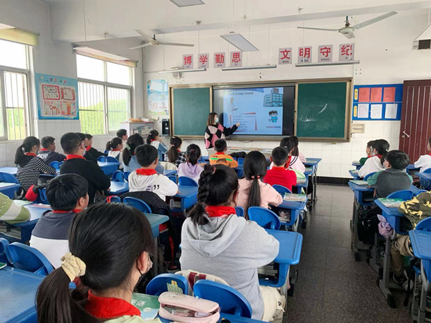 Q邵银.jpg Q邵银.jpg