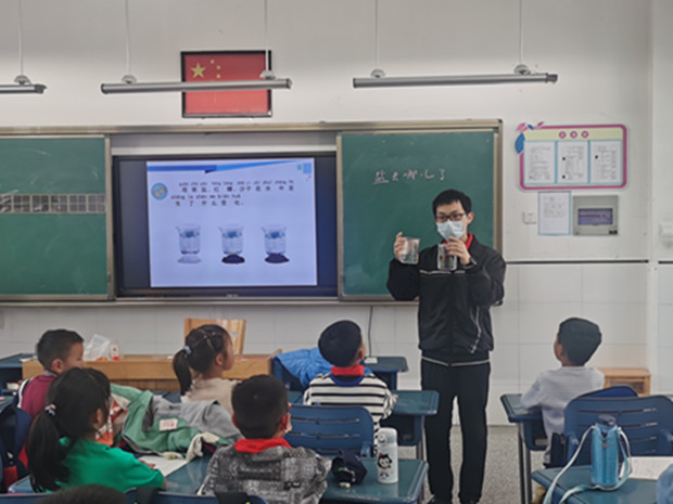 尹夕2.jpg 尹夕2.jpg