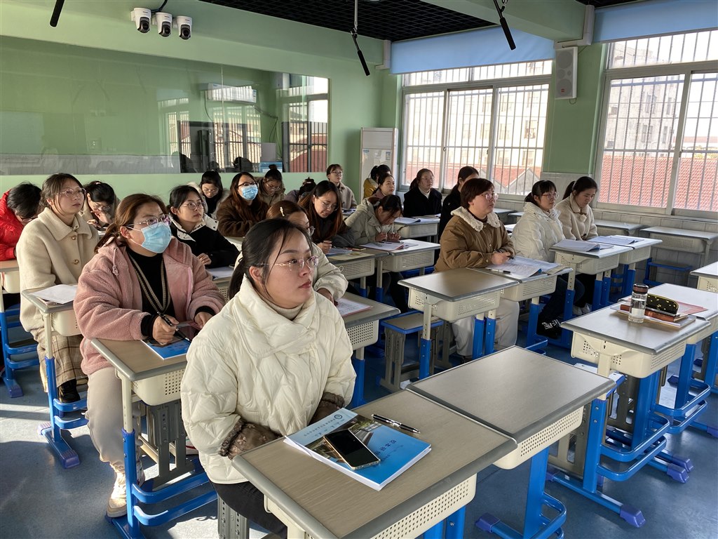 全体教师.jpg