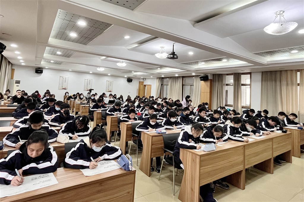 图1.jpg