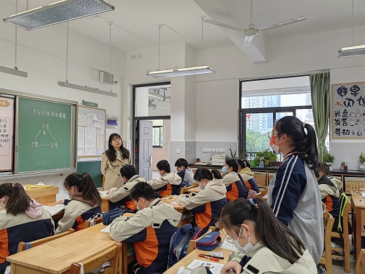 沈沁.jpg 沈沁.jpg