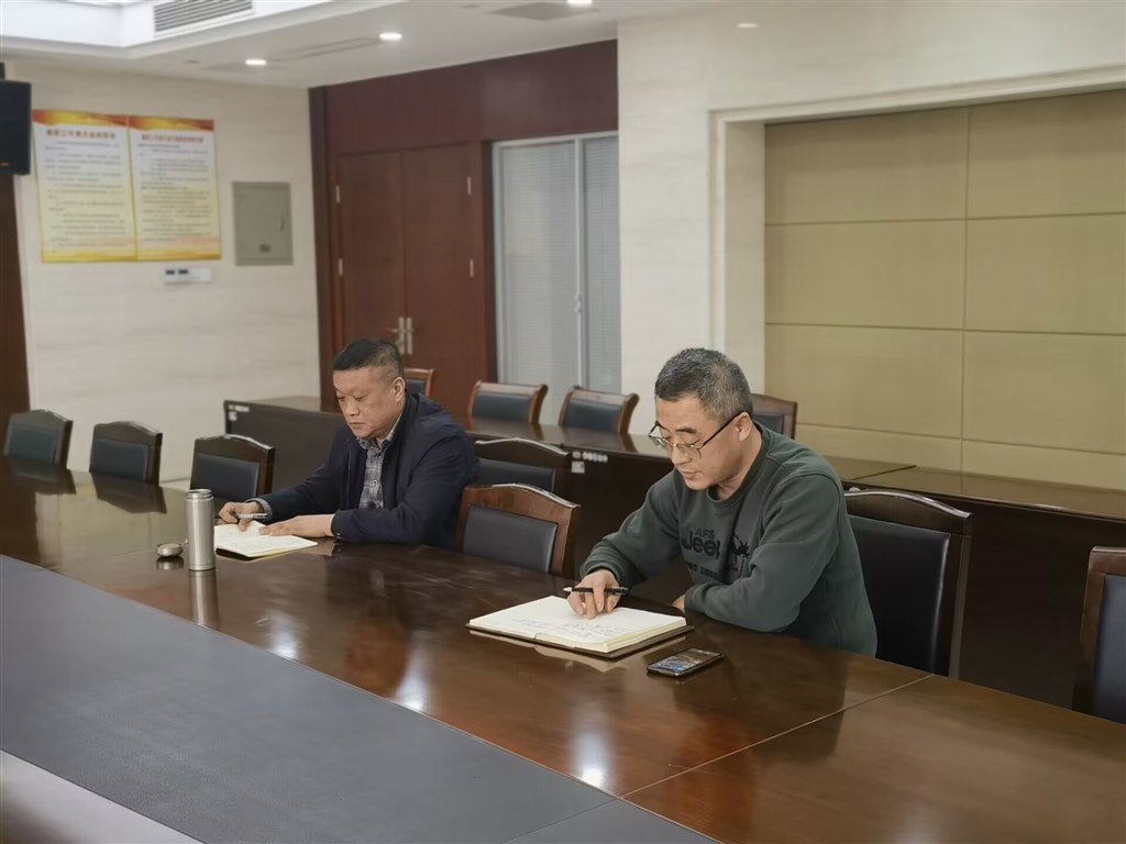 A42C9B08C95EF136E458C4BB6B792E49.jpg A42C9B08C95EF136E458C4BB6B792E49.jpg