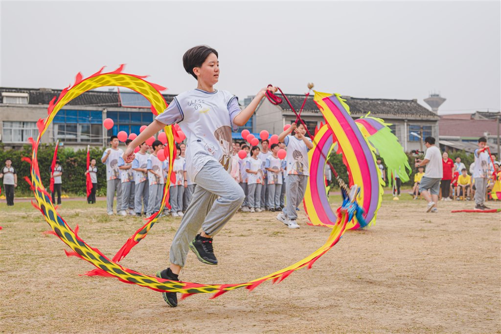 阳光体育节.jpg