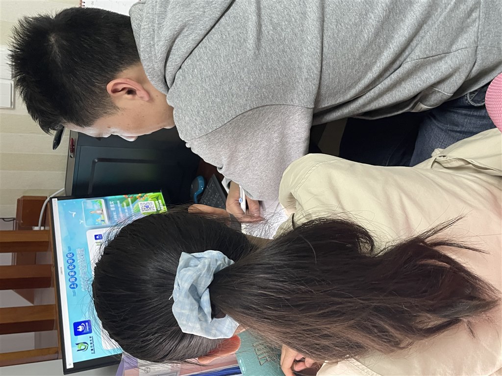六12 蒋桦.jpg