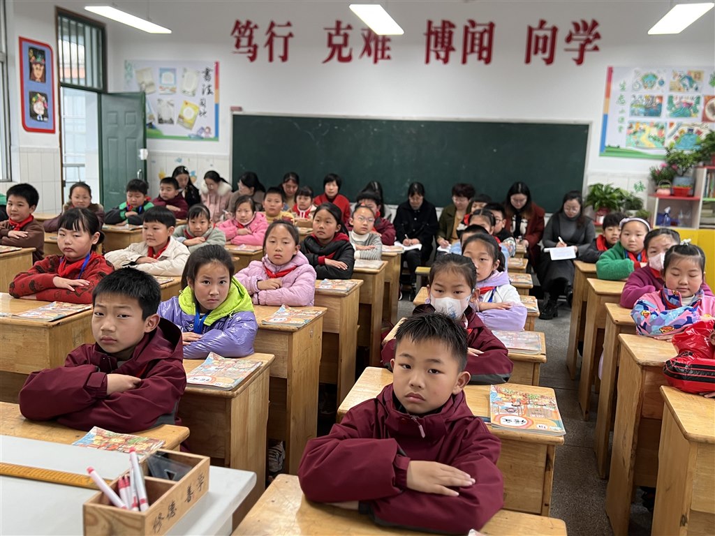 80c8d93a2817e74d510eab517a81ae7.jpg 80c8d93a2817e74d510eab517a81ae7.jpg