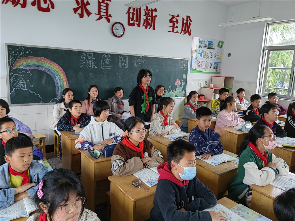 听课.jpg