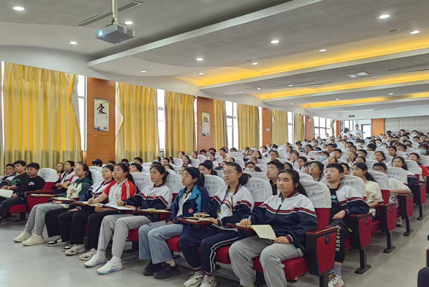 }(0RTOP43J9MPK1R}KHZRFB_tmb_副本.jpg