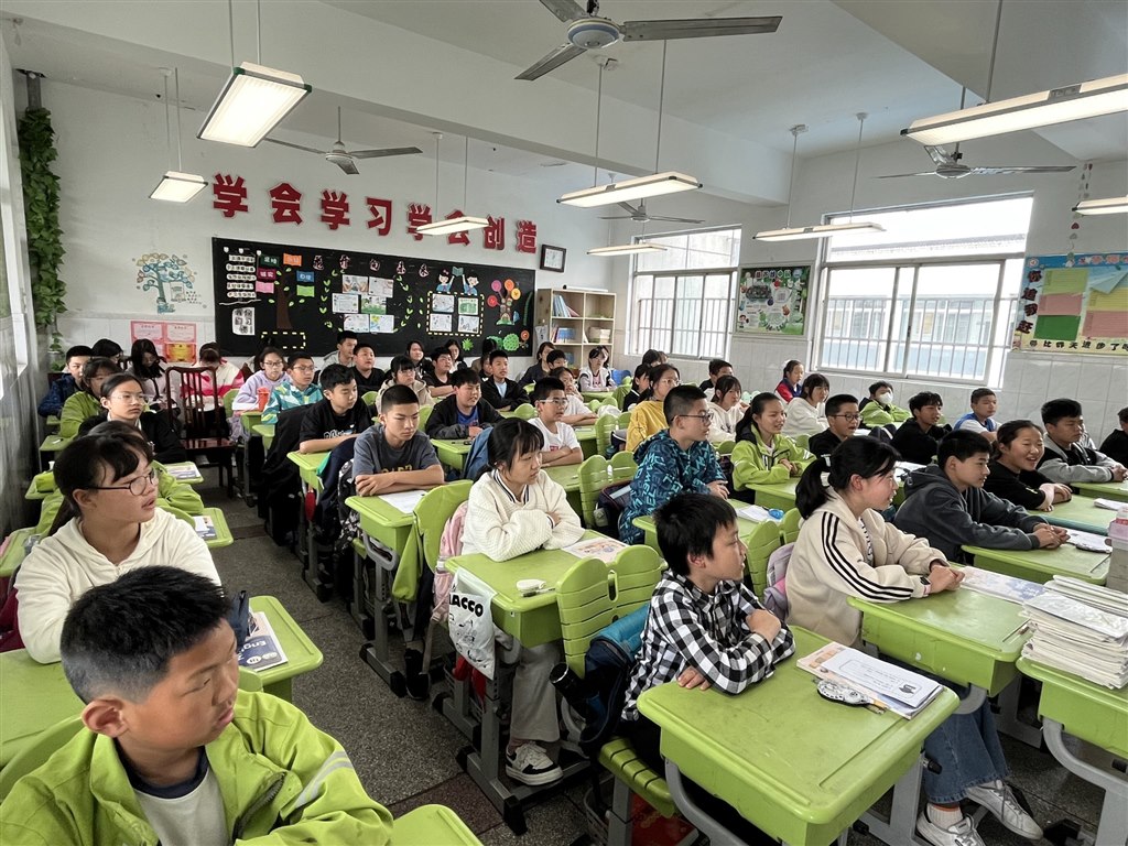 听课.JPG