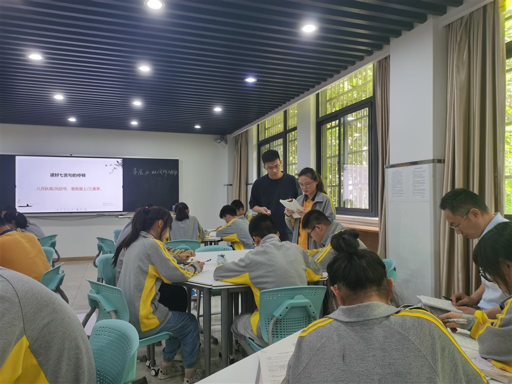 【图1】陈犇老师执教.jpg