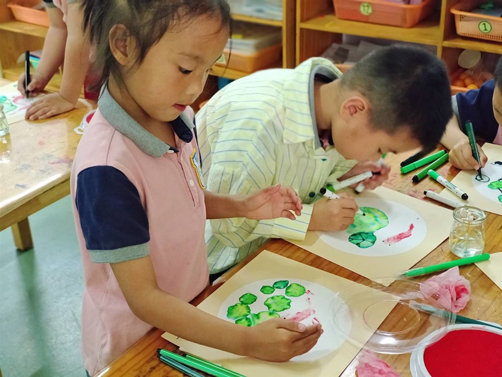 大一作品.jpg 大一作品.jpg