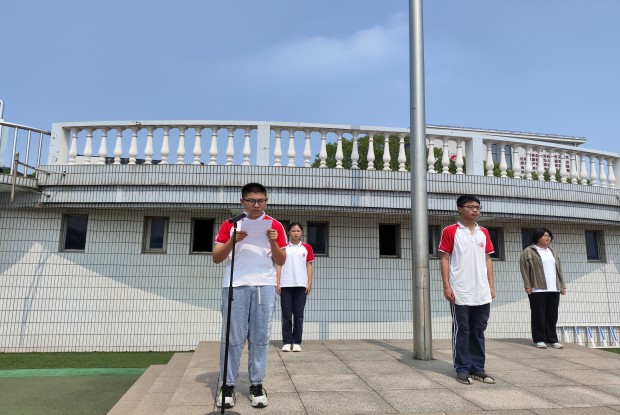 F46ADEE5FA4CC72D5989DAD9E4A3B33A_副本.jpg