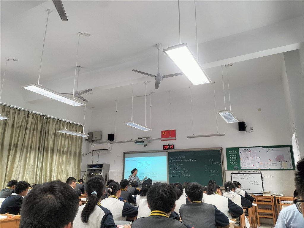 郭影影.jpg