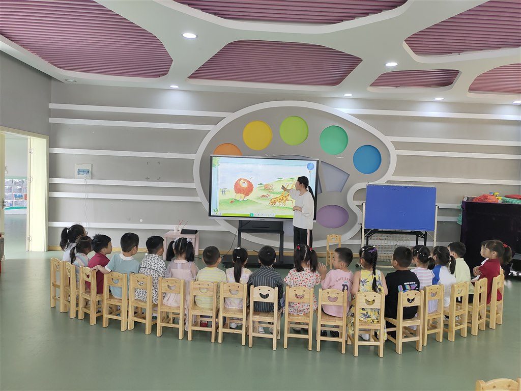 孙苗.jpg 孙苗.jpg