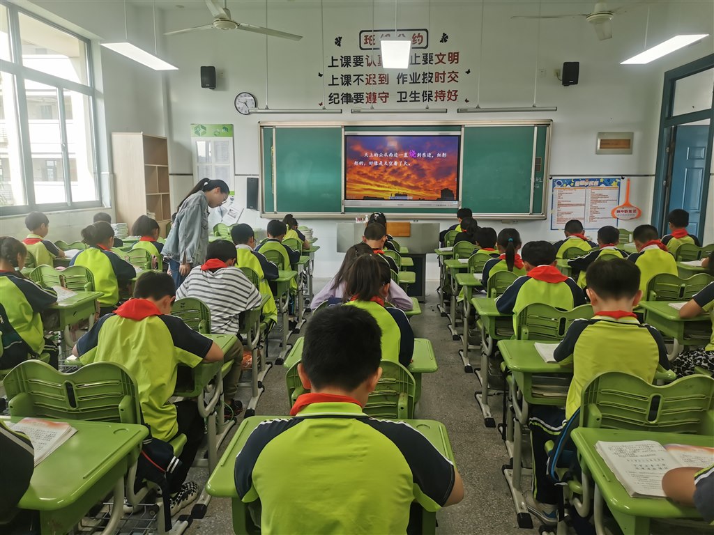 ada8b83880070e22f1a5e0d9dba852f.jpg ada8b83880070e22f1a5e0d9dba852f.jpg