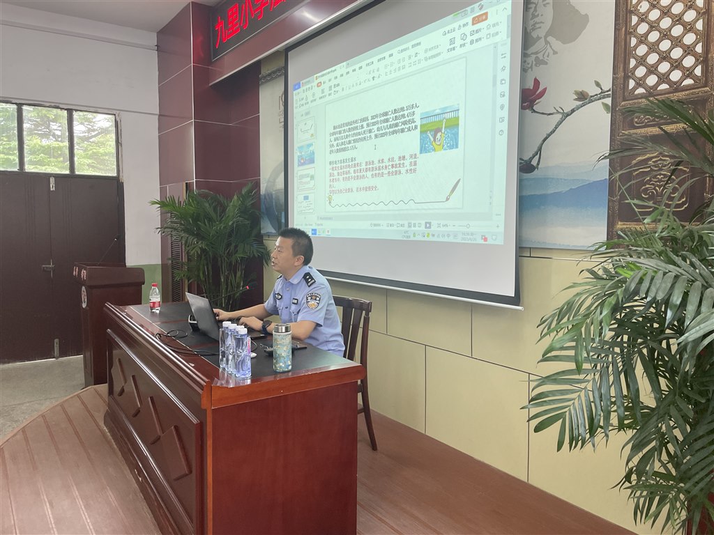 IMG_0918.JPG IMG_0918.JPG