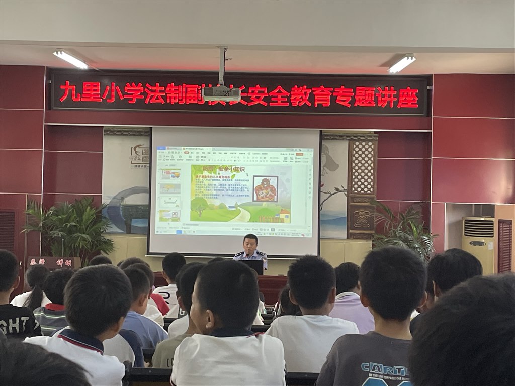 IMG_0925.JPG IMG_0925.JPG