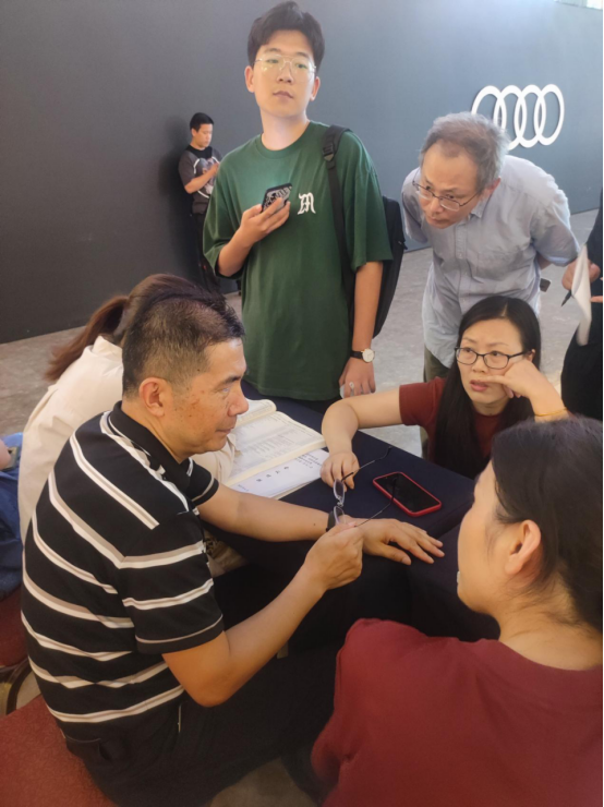情暖六月，爱心助招482.png