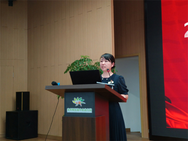 王彩红.jpg