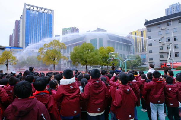 微信图片_20230213075637_副本.jpg