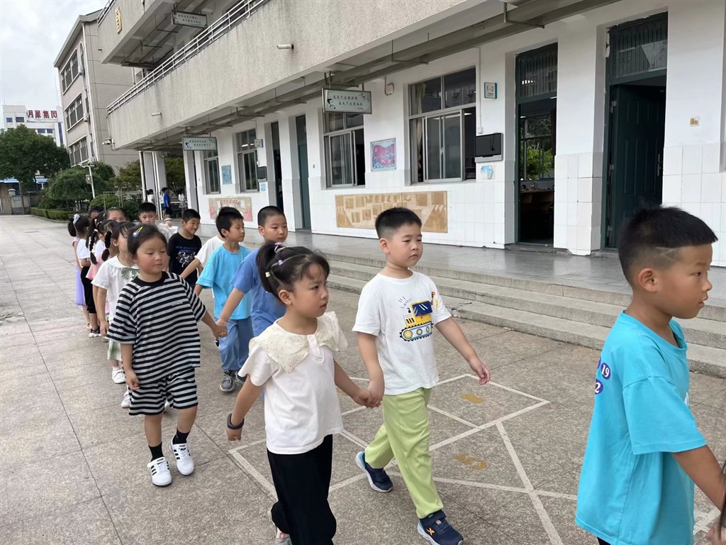 新生夏令营2.jpg