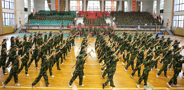 3 匕首操.jpg