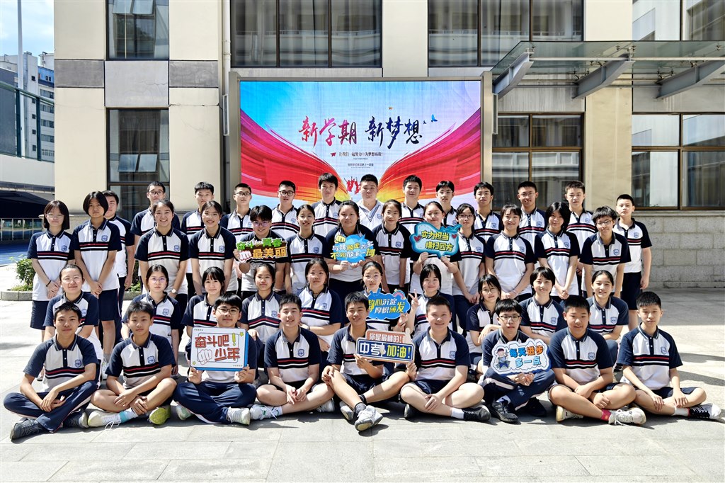 10、封面.jpg
