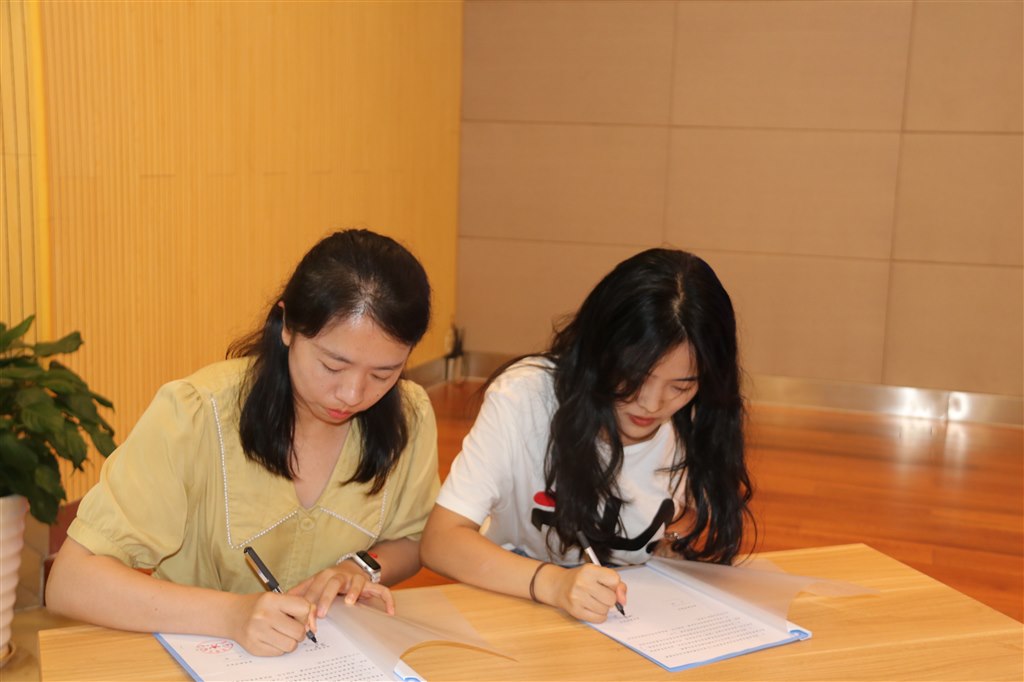 师徒结对1.JPG