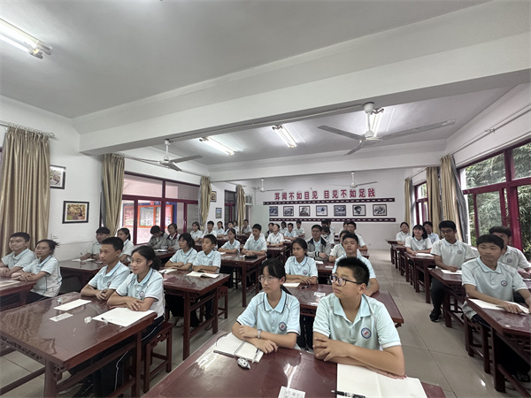f50b0dca1425e69ceb15eb195e570c0.jpg