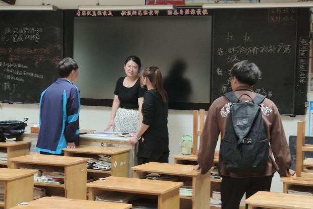 b13b14d9eb6fb9ecc08e863b9769fb62_副本.jpg