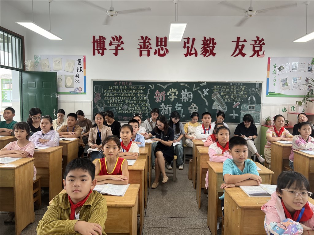 c3d345933057f8e3459503beca9f3db.jpg c3d345933057f8e3459503beca9f3db.jpg