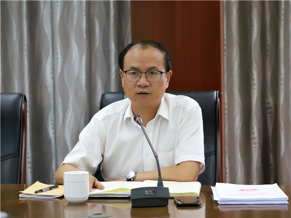 秦主任.jpg
