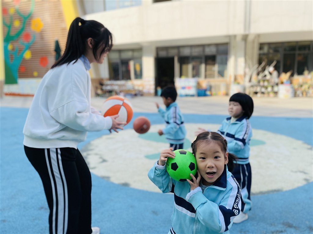 球儿2.JPG