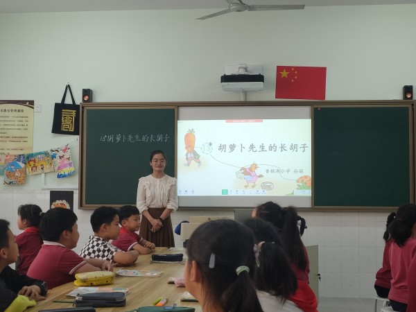 报道2.jpg
