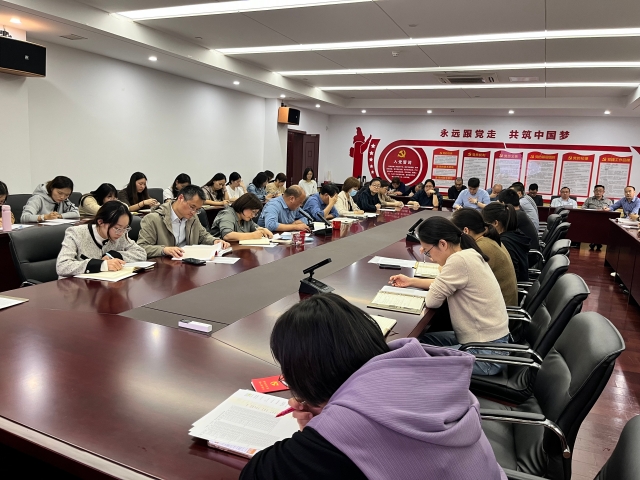 合影2.jpg