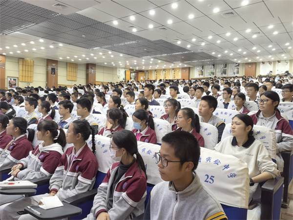 05学生-2.jpg